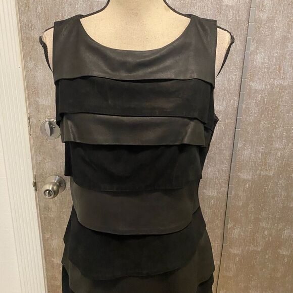 Vakko 100% leather front tiered dress, size 12 - Picture 2 of 9